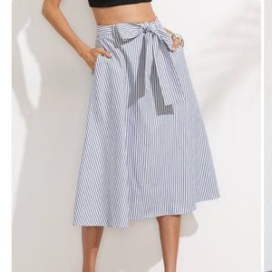 Stripped Midi skirt